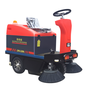 德宏龙马清扫车_0